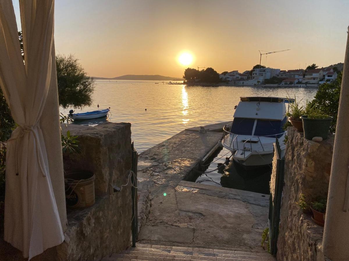 Apartment Jakov With Boat Mooring زابوريتش المظهر الخارجي الصورة