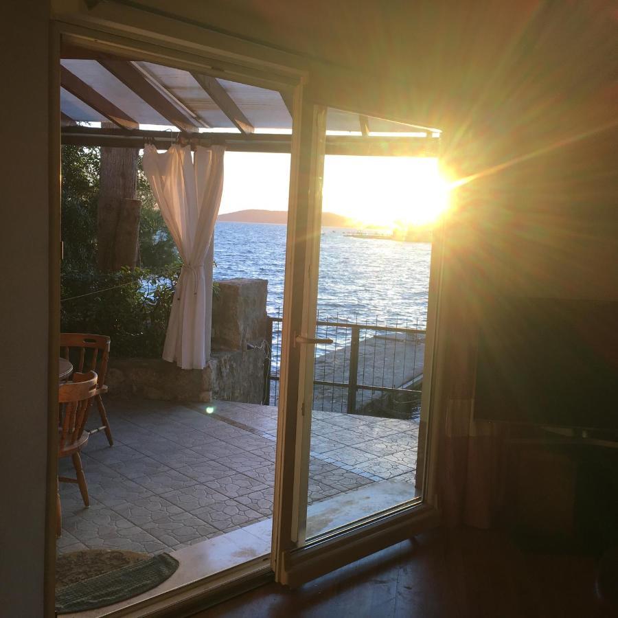 Apartment Jakov With Boat Mooring زابوريتش المظهر الخارجي الصورة