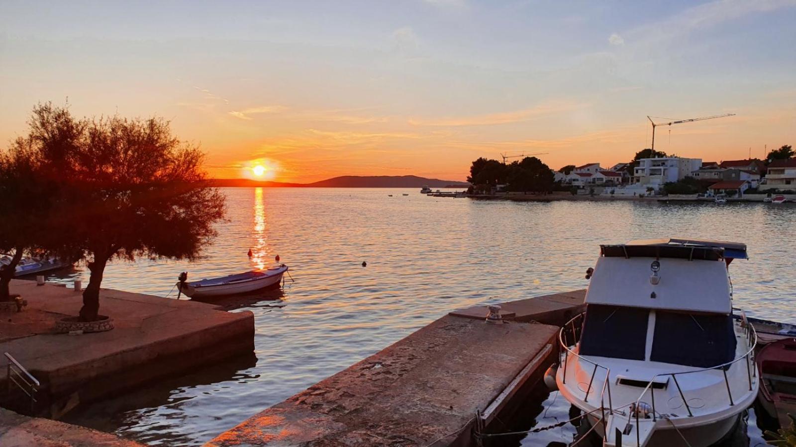 Apartment Jakov With Boat Mooring زابوريتش المظهر الخارجي الصورة