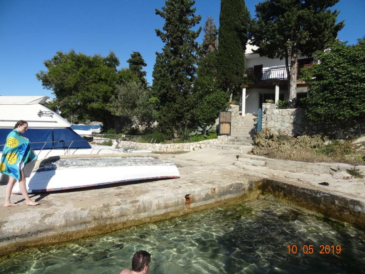 Apartment Jakov With Boat Mooring زابوريتش المظهر الخارجي الصورة